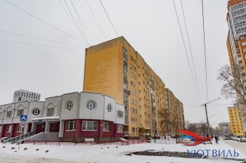 Трехкомнатная квартира на Стачек в Качканаре - kachkanar.yutvil.ru - фото 1